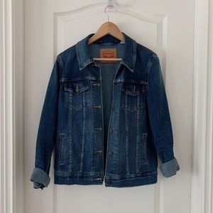 Levi's Jackets & Coats - Levi's Jean jacket Levi's Jackets & Coats - Levi's Jean jacket